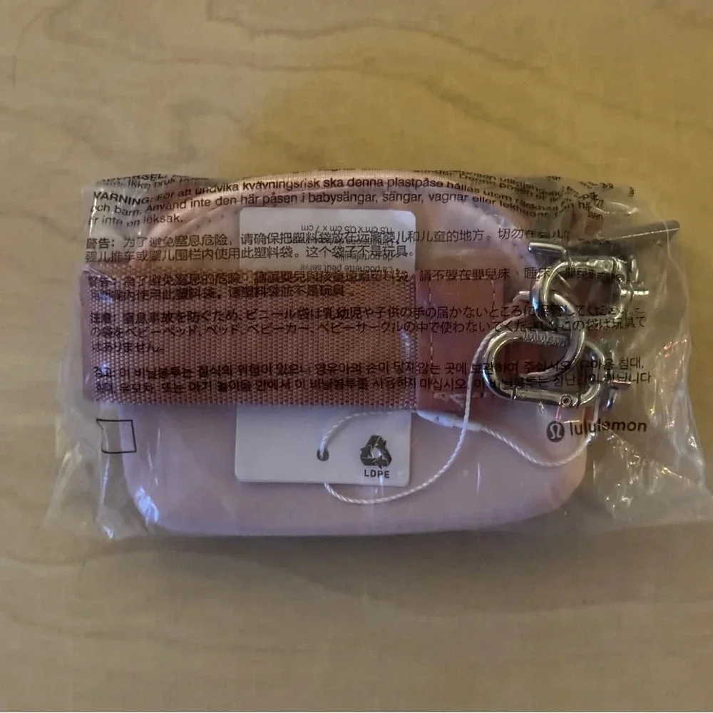 NWT - Lululemon Dual Pouch Wristlet Pink and Blush with Logo and Keychain Strap - Picture 3 of 12